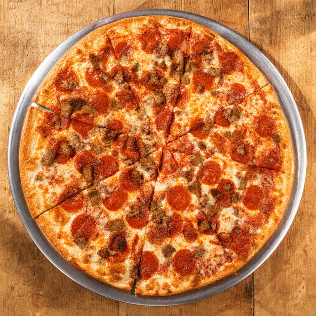 Nonna Maria Pizza (Margherita).